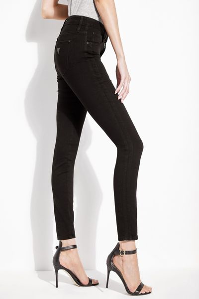 Jeans-GUESS-BASICO-mid-rise-skinny-para-mujer-GUESS