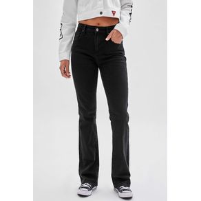 

Jeans Straight Negros Guess Originals x Betty Boop Talla: 26