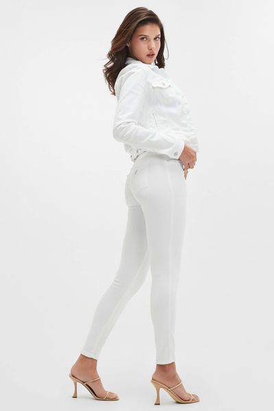 Jeans-Skinny-Blancos-Guess-Sexy
