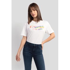 

Playera Blanca Guess Pride Love Club Talla: S