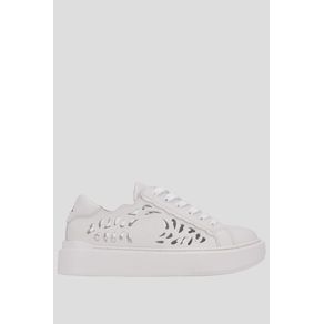 

Tenis Blancos Guess Pepzi Talla: 8.5